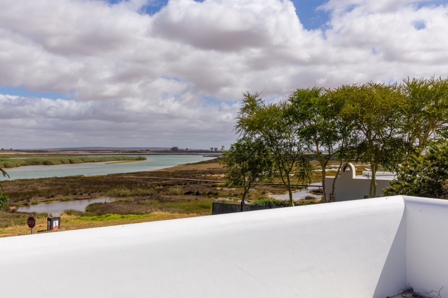 4 Bedroom Property for Sale in Velddrif Western Cape